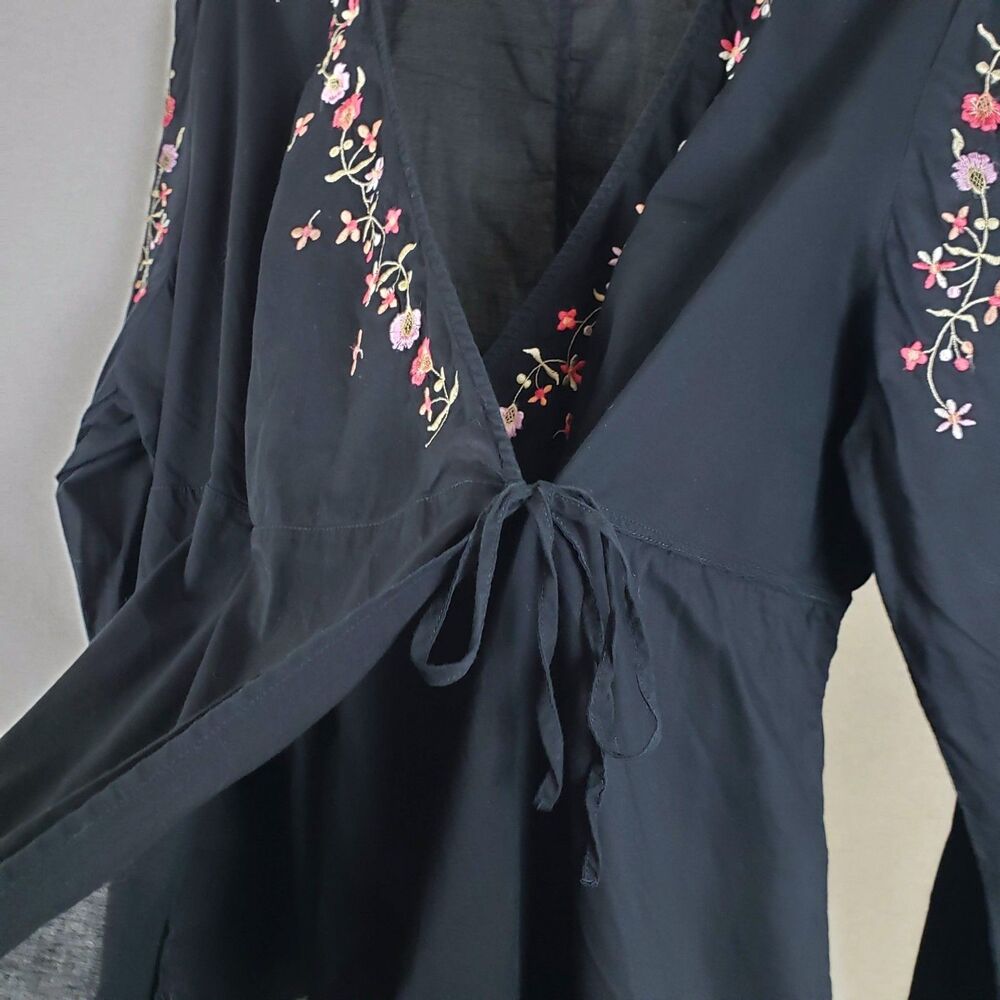 Venezia Cottagecore Peasant Wrap Top Womens 18/20 Black Floral Embroidery Boho - Picture 6 of 8